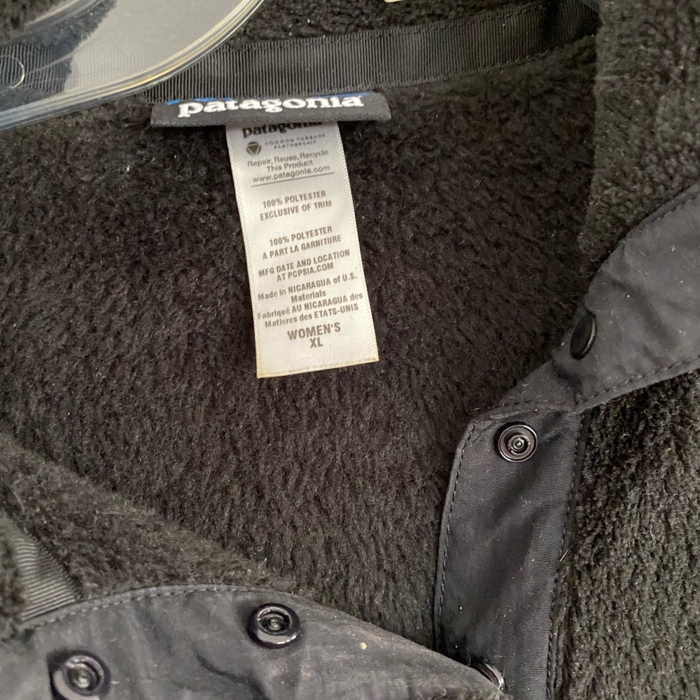 Patagonia women’s fleece pullover XL